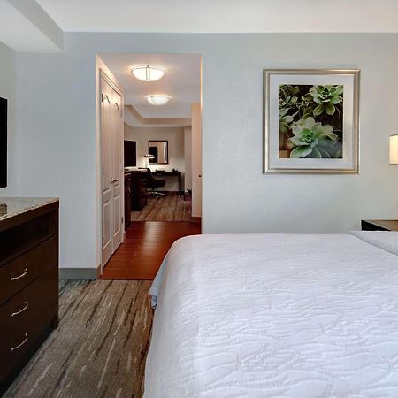 Hilton Garden Inn Fort Myers Ngoại thất bức ảnh