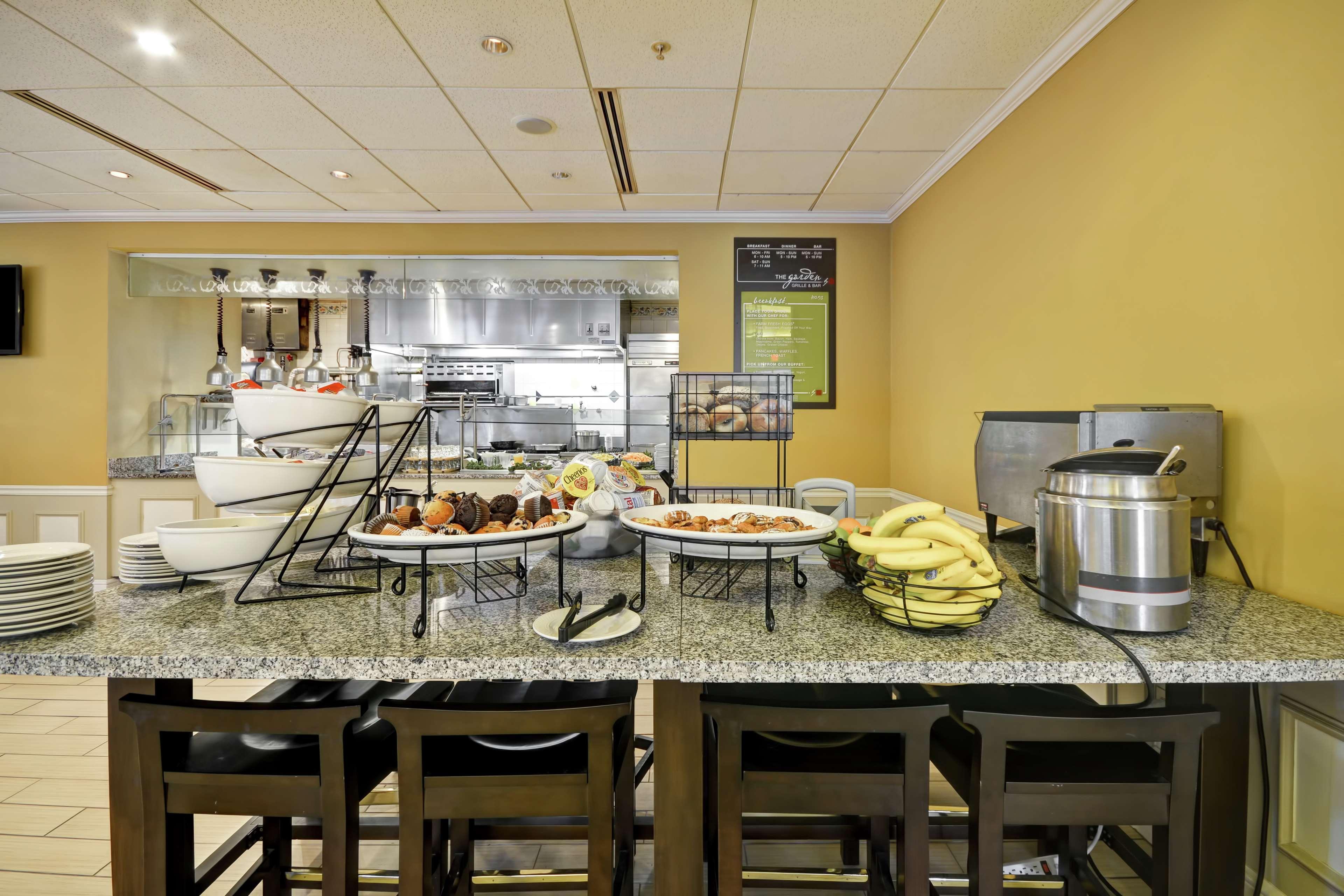 Hilton Garden Inn Fort Myers Ngoại thất bức ảnh