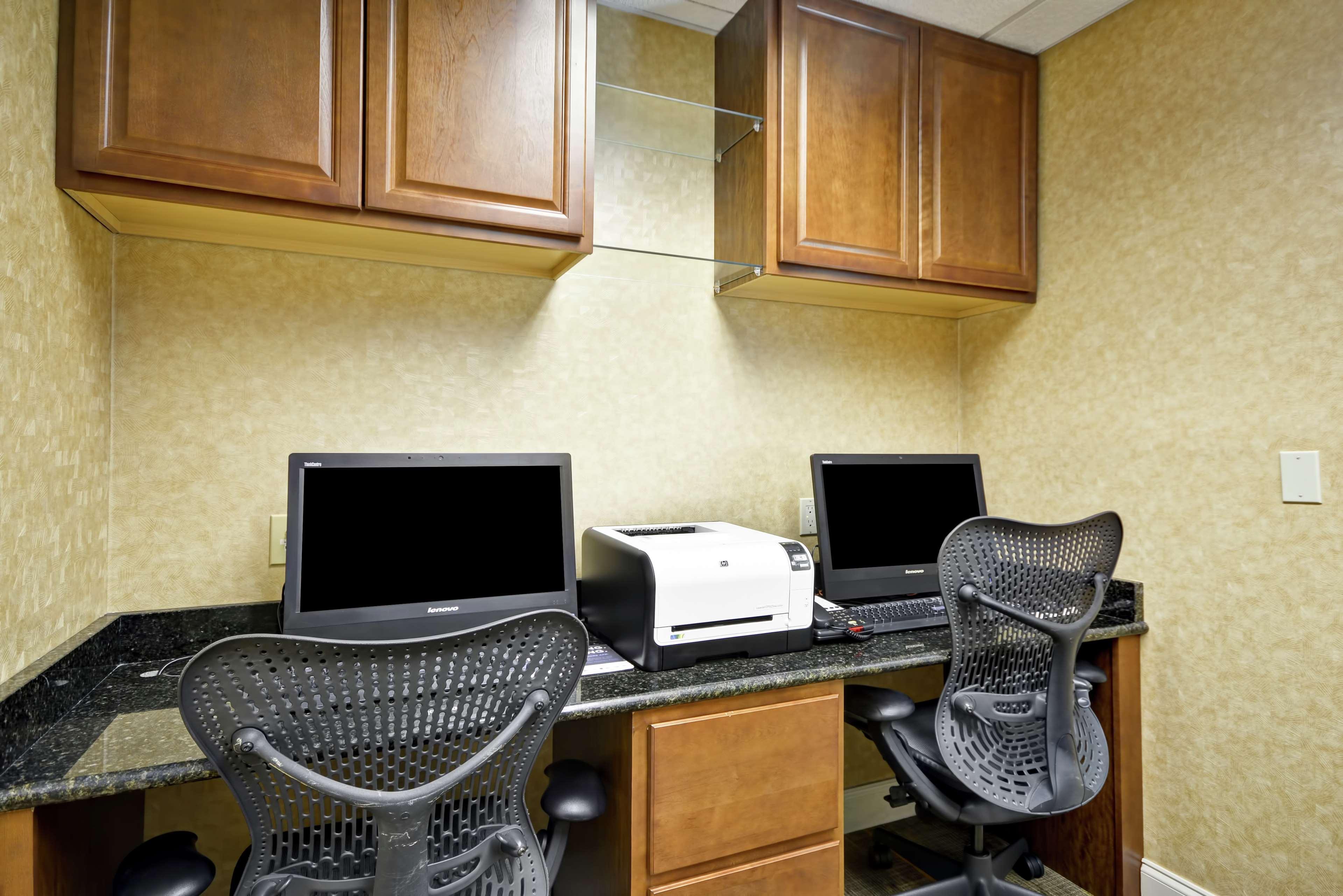 Hilton Garden Inn Fort Myers Ngoại thất bức ảnh