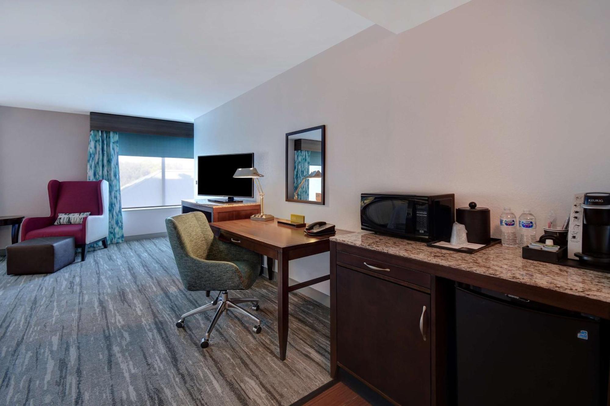 Hilton Garden Inn Fort Myers Ngoại thất bức ảnh