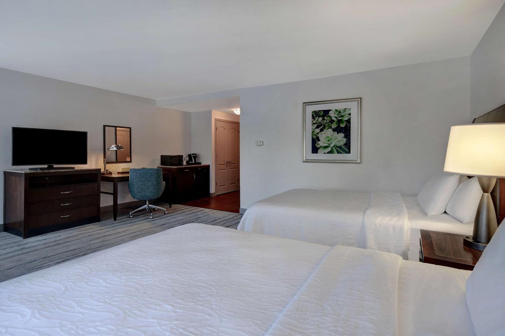 Hilton Garden Inn Fort Myers Ngoại thất bức ảnh