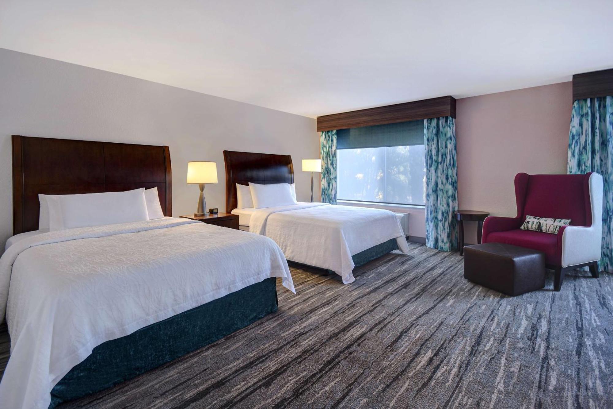 Hilton Garden Inn Fort Myers Ngoại thất bức ảnh