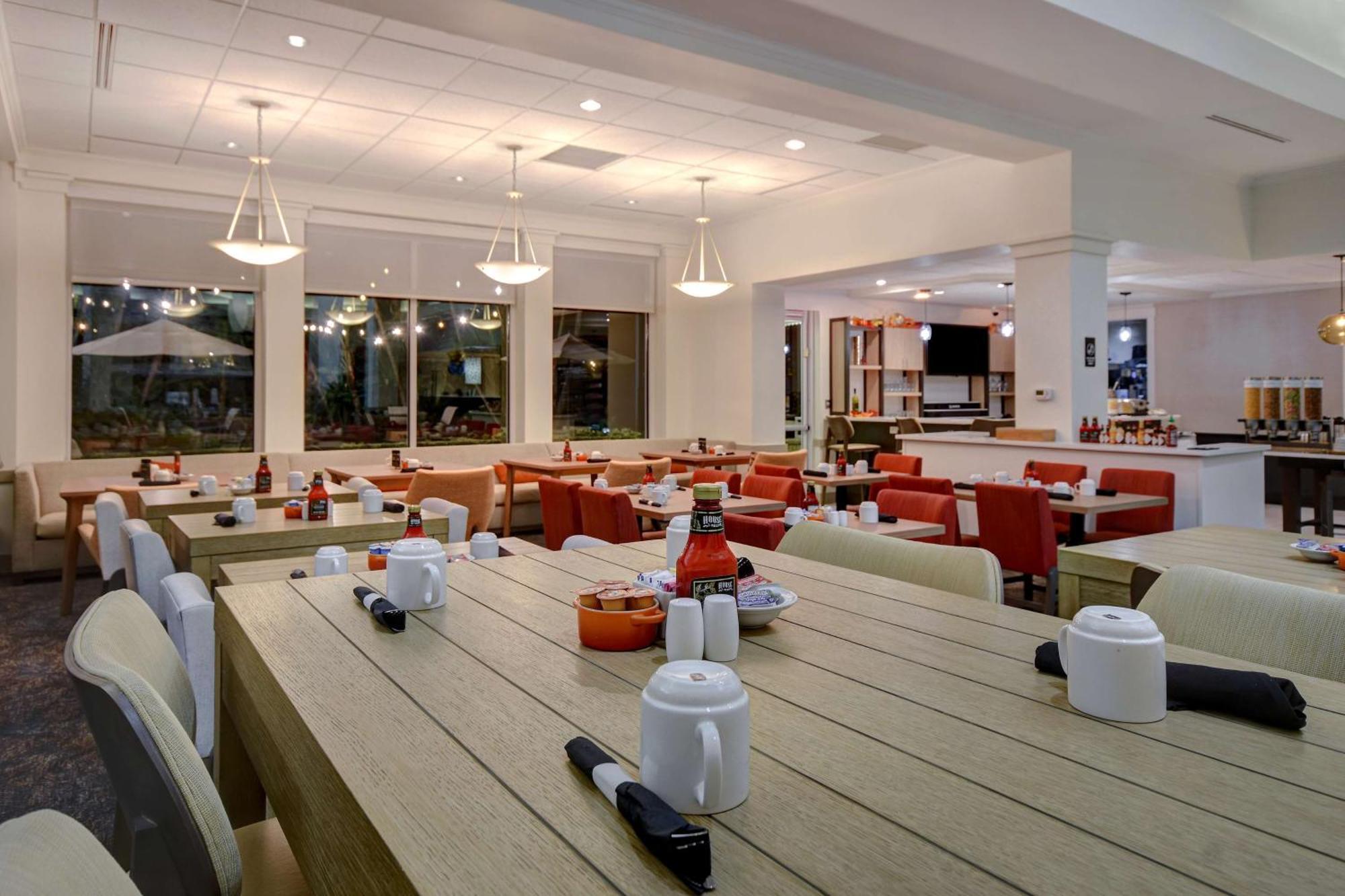 Hilton Garden Inn Fort Myers Ngoại thất bức ảnh